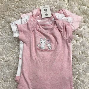 Newborn onesies brand new with tag